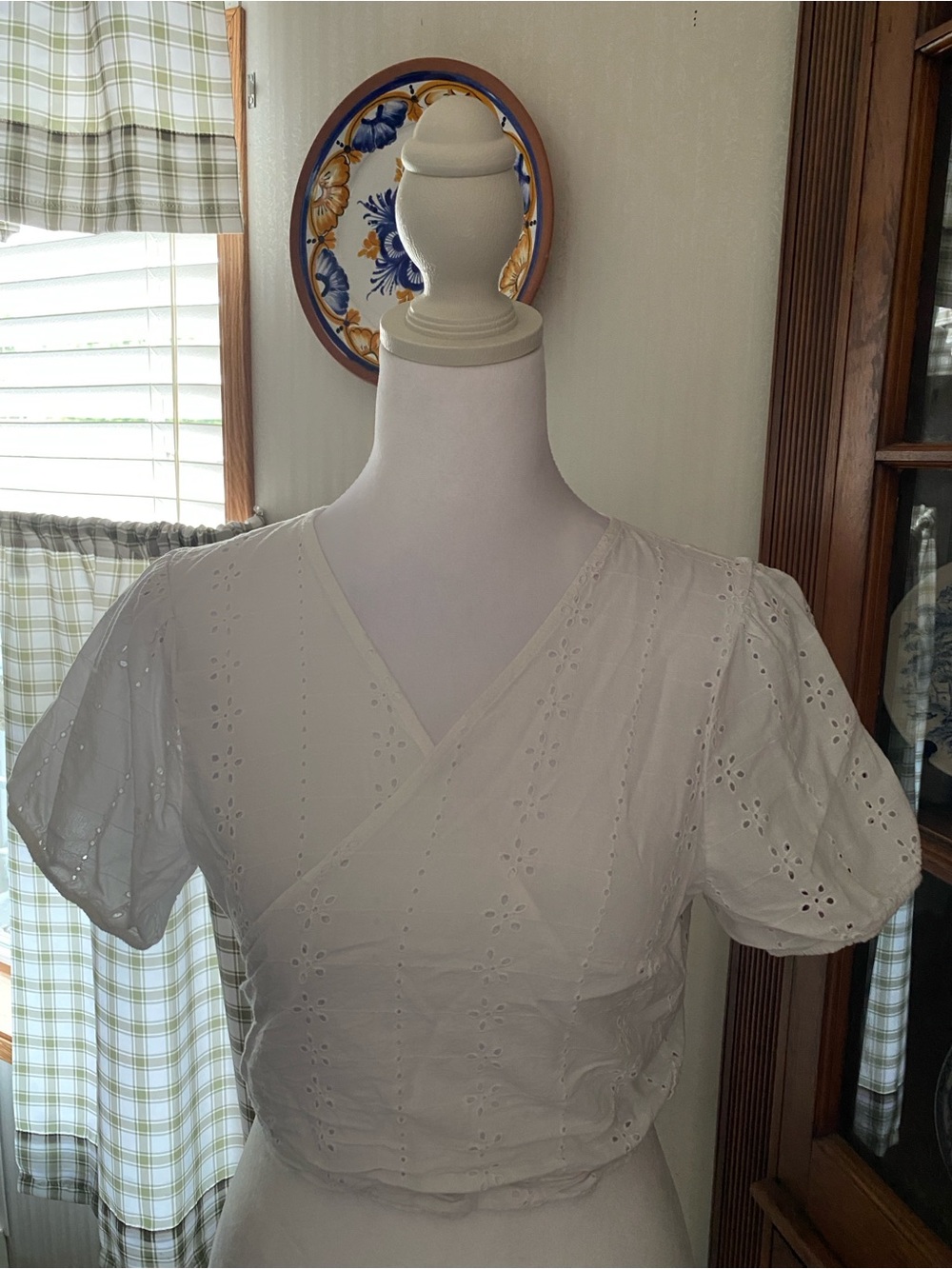 Hollister Cream Eyelet Wrap-Style Puff Sleeve Blouse